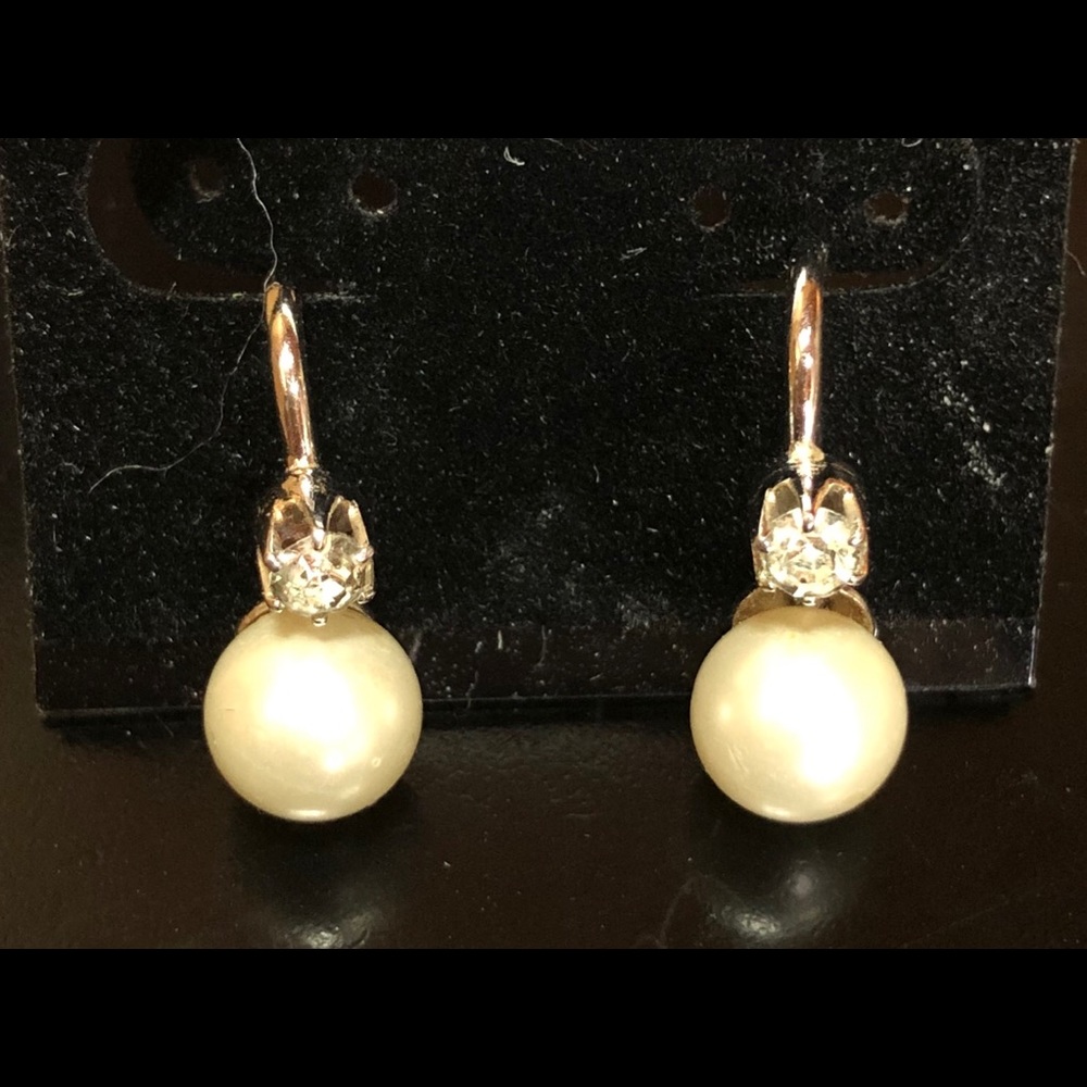 Vtge CROWN TRIFARI Faux Pearl Non Pierced Earrings